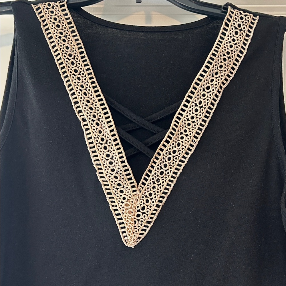 Cupshe Black Top with Tan Trim